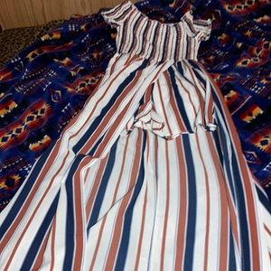 Hey ladies i am selling a rue 21 romper, super cute and comfy